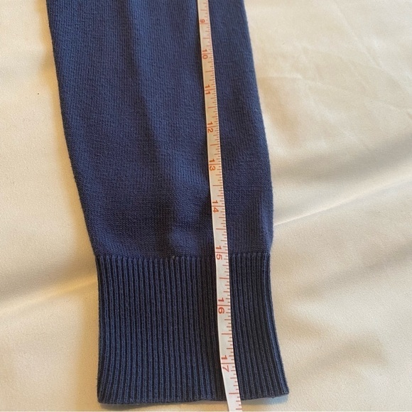 Banana Republic Comet blue 3/4 sleeve top cotton blend gold buttons accent Small - Picture 10 of 11